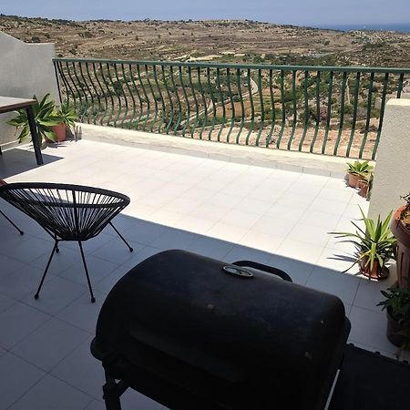 Gaia Penthouse Sea And Country Views Home St. Paul's Bay Ngoại thất bức ảnh