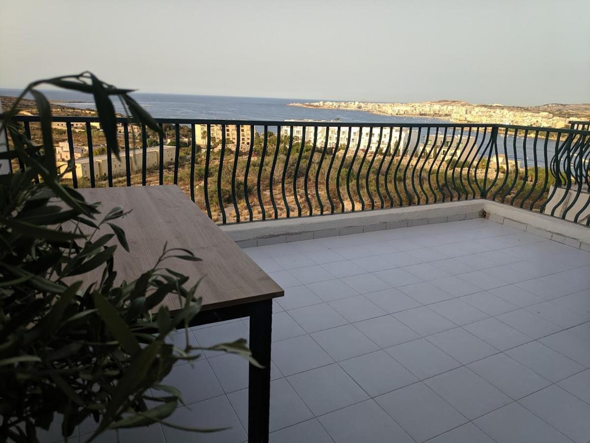 Gaia Penthouse Sea And Country Views Home St. Paul's Bay Ngoại thất bức ảnh