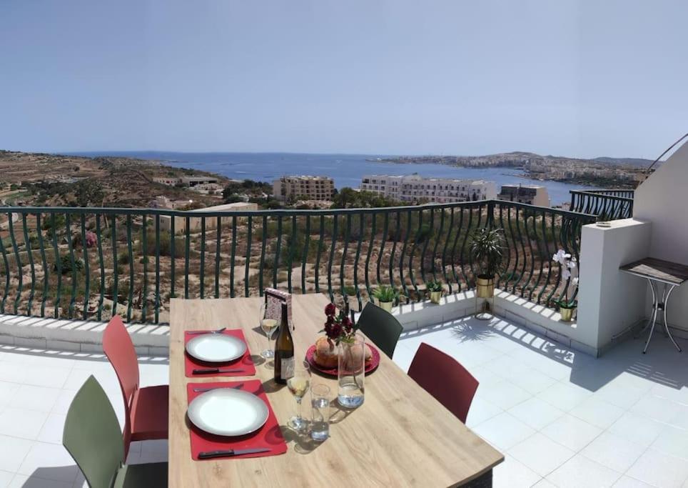 Gaia Penthouse Sea And Country Views Home St. Paul's Bay Ngoại thất bức ảnh