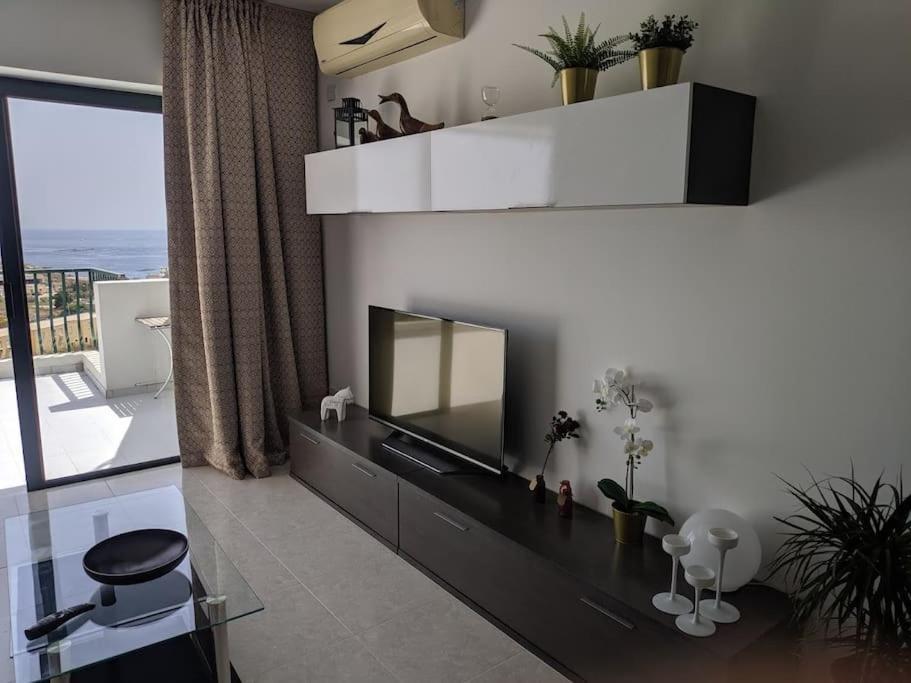 Gaia Penthouse Sea And Country Views Home St. Paul's Bay Ngoại thất bức ảnh