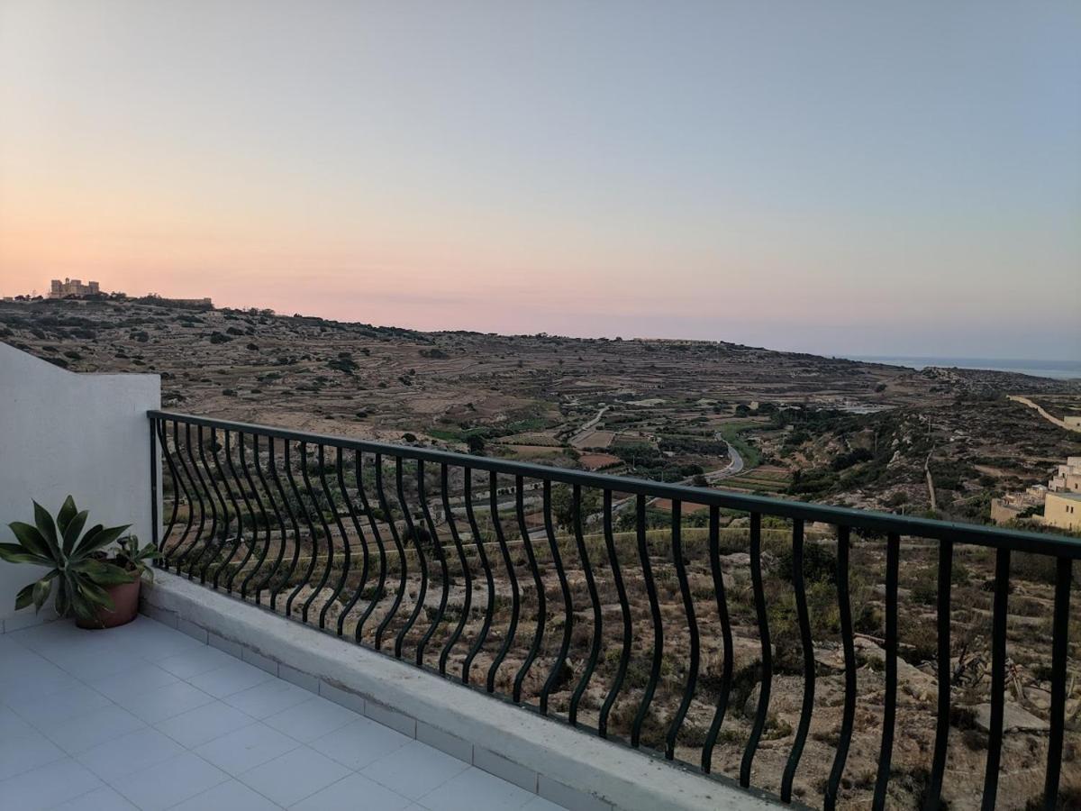 Gaia Penthouse Sea And Country Views Home St. Paul's Bay Ngoại thất bức ảnh